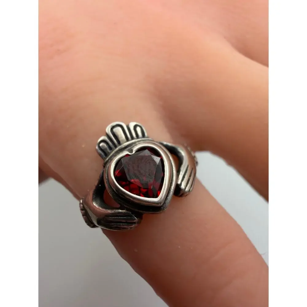 1991 Ultra Rare Retired James Avery Silver Claddagh Ring Red Garnet Heart Sz 4